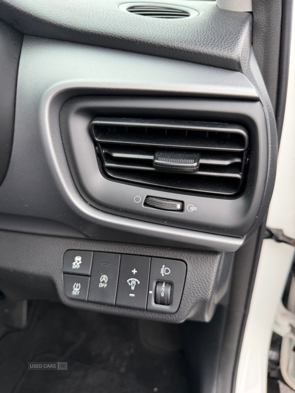 Used Kia Stonic 2021 for sale - 77684753: Photo 15