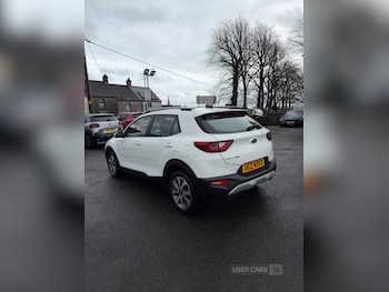 Used Kia Stonic 2021 for sale - 77684753: Photo