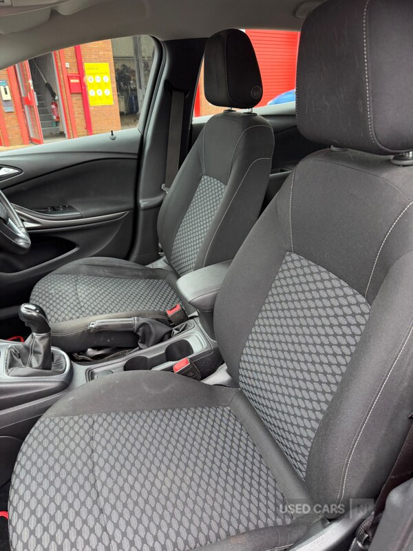 Used Vauxhall Astra 2017 for sale - 77978635: Photo 5