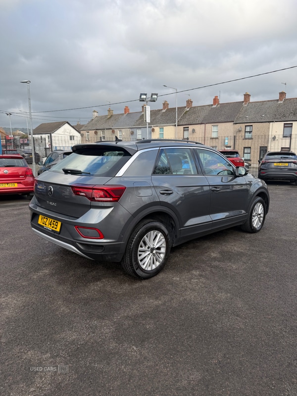 Used Volkswagen T-Roc 2022 for sale - 77372131: Photo 2