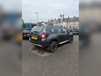 Used Dacia Duster 2016 for sale - 79086055: Photo