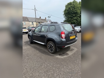 Used Dacia Duster 2016 for sale - 79086055: Photo