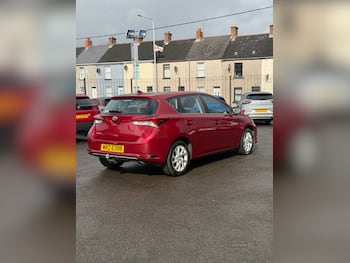 Used Toyota Auris 2017 for sale - 79781530: Photo
