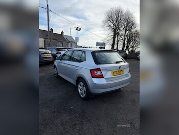 Used Skoda Fabia 2015 for sale - 77697331: Photo