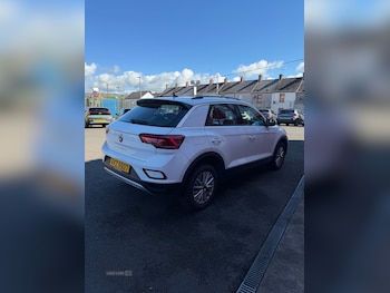 Used Volkswagen T-Roc 2023 for sale - 78969659: Photo