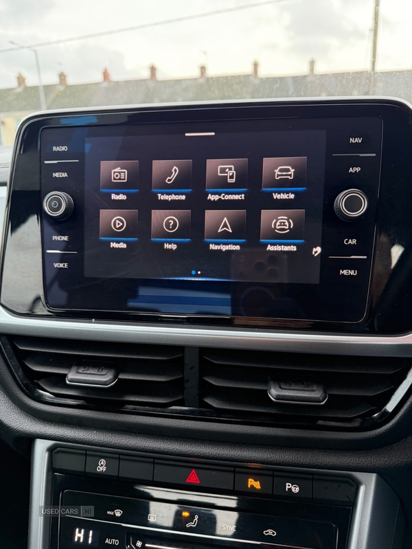 Used Volkswagen T-Roc 2023 for sale - 77958909: Photo 22