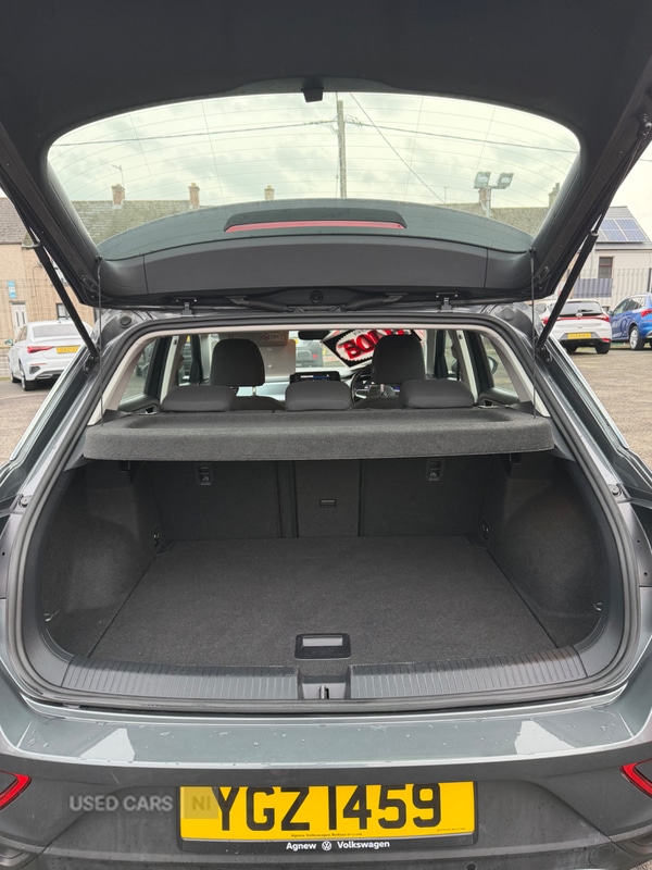 Used Volkswagen T-Roc 2023 for sale - 77958909: Photo 8