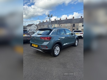 Used Volkswagen T-Roc 2023 for sale - 78276907: Photo