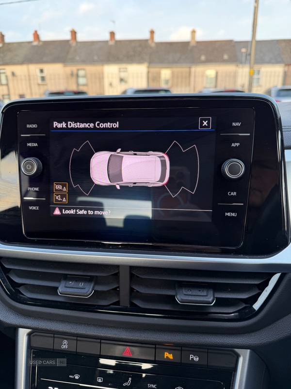 Used Volkswagen T-Roc 2022 for sale - 76743900: Photo 24