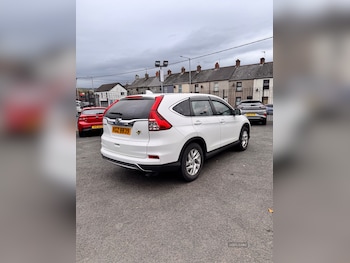 Used Honda CR-V 2018 for sale - 76315417: Photo 2