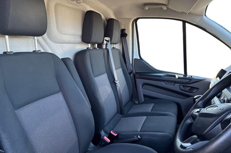 Used Ford Transit Custom for sale - 78222925: Photo 11