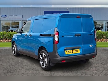 Used Ford Transit Courier 2025 for sale - 78874066: Photo