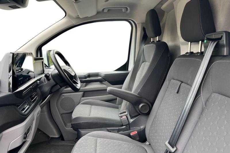 Used Ford Transit Custom 2024 for sale - 76744305: Photo 10