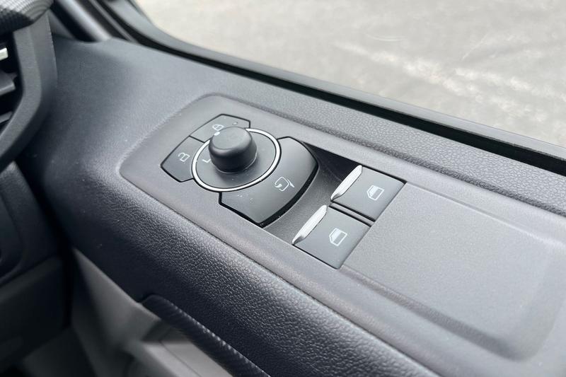 Used Ford Transit Custom 2024 for sale - 76744305: Photo 16