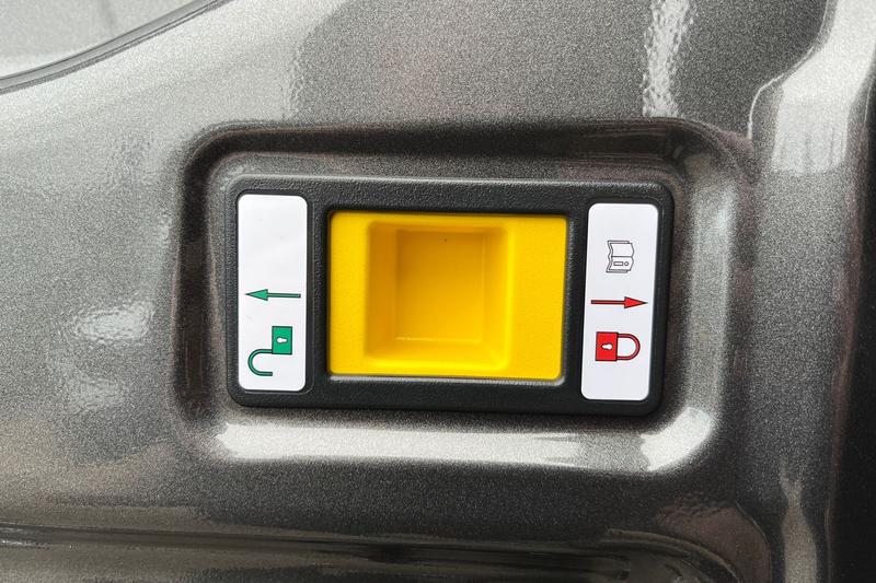 Vehicle 31