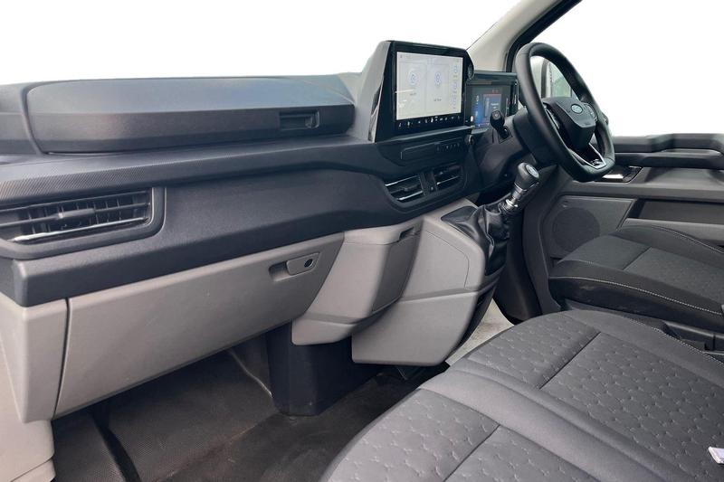 Used Ford Transit Custom 2024 for sale - 76541459: Photo 4