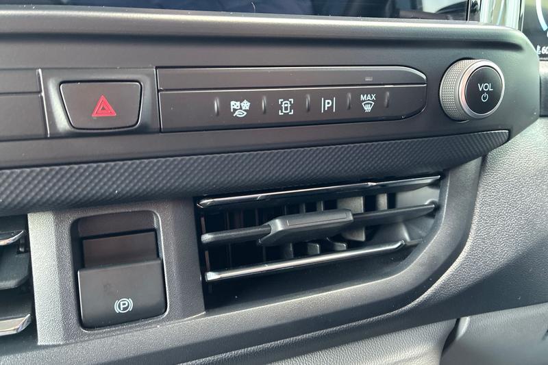 Used Ford Transit Custom 2025 for sale - 78028599: Photo 30