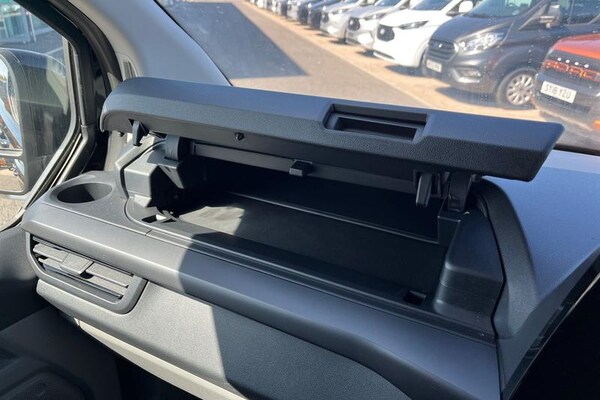Used Ford E-Transit 2024 for sale - 74735140: Photo 31