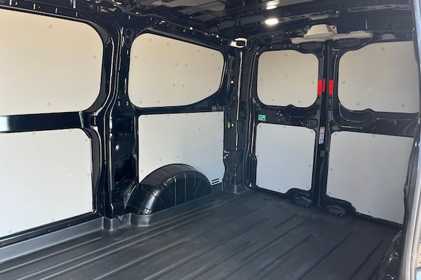 Used Ford E-Transit 2024 for sale - 74735140: Photo 5