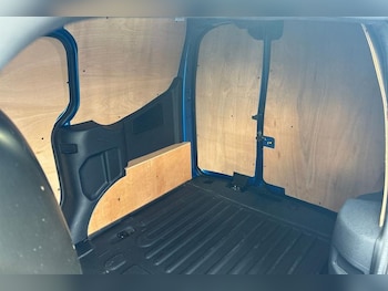 Used Ford Transit Courier 2024 for sale - 78657255: Photo