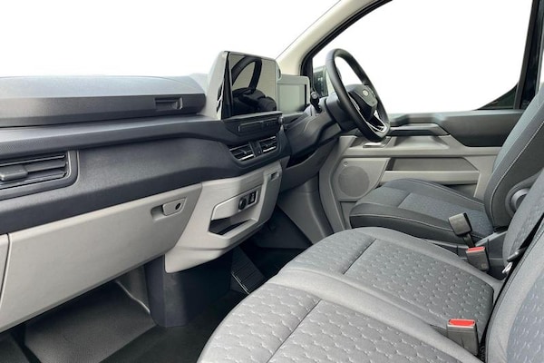 Used Ford Transit Custom 2025 for sale - 76196531: Photo 4