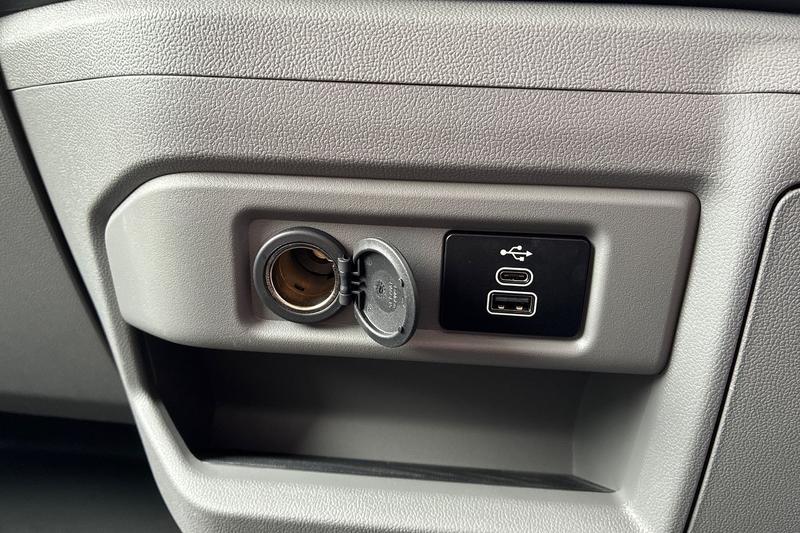 Used Ford E-Transit 2025 for sale - 78067600: Photo 28