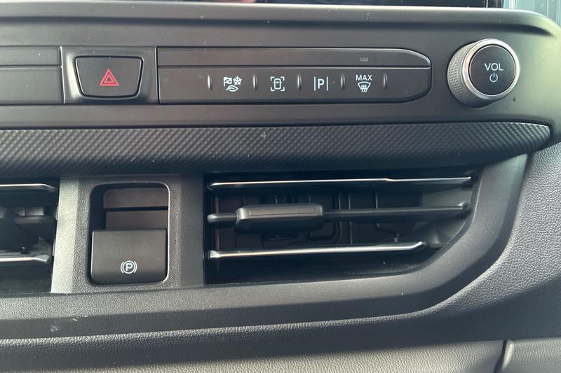 Used Ford E-Transit 2025 for sale - 78067600: Photo 29