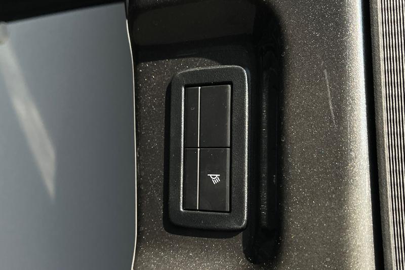 Vehicle 33