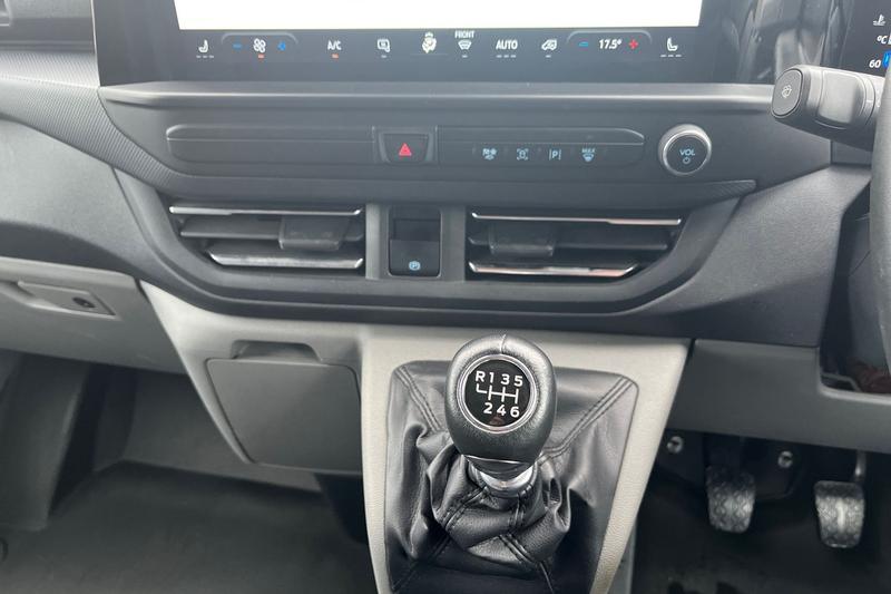 Used Ford Transit Custom 2024 for sale - 76494528: Photo 18