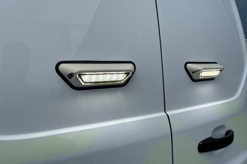 Used Ford Transit Connect 2017 for sale - 78109435: Photo 25