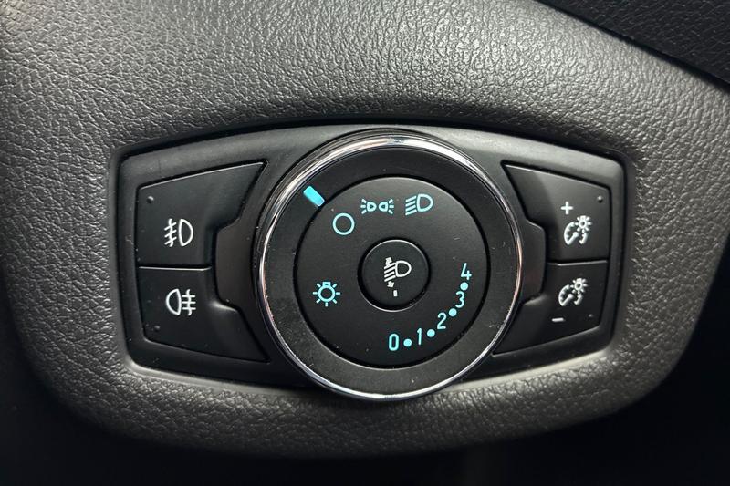 Used Ford Transit Connect 2017 for sale - 78109435: Photo 9