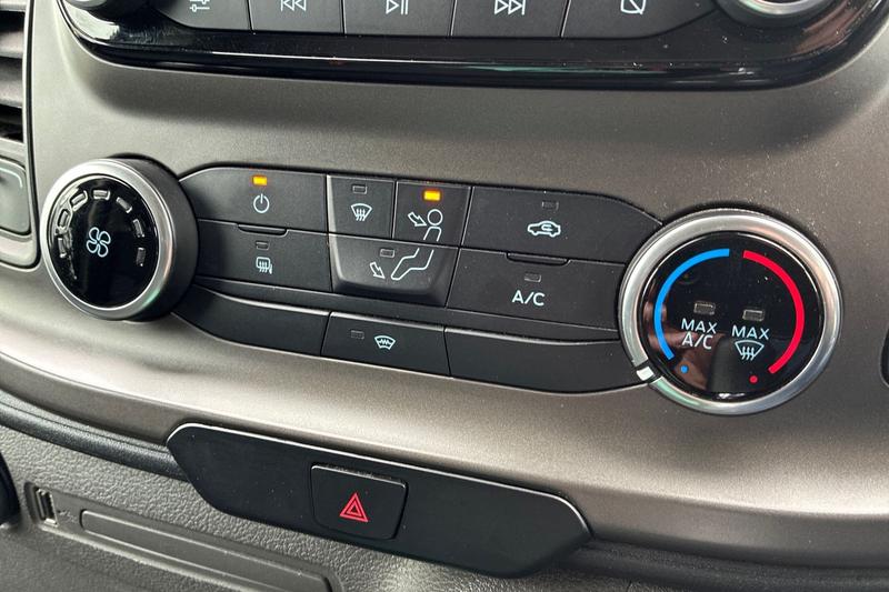 Used Ford Transit 2019 for sale - 78152988: Photo 23