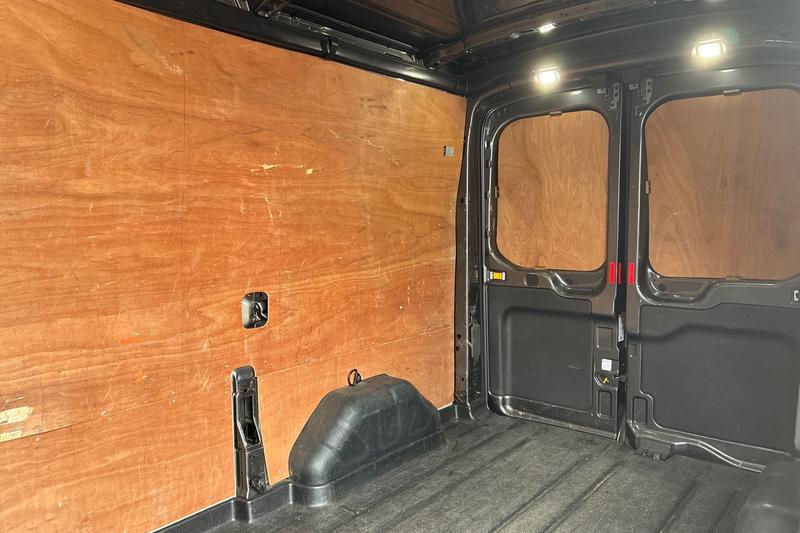 Used Ford Transit 2019 for sale - 78152988: Photo 4