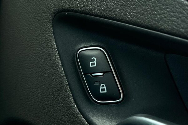 Used Ford Transit Custom 2023 for sale - 74735153: Photo 25