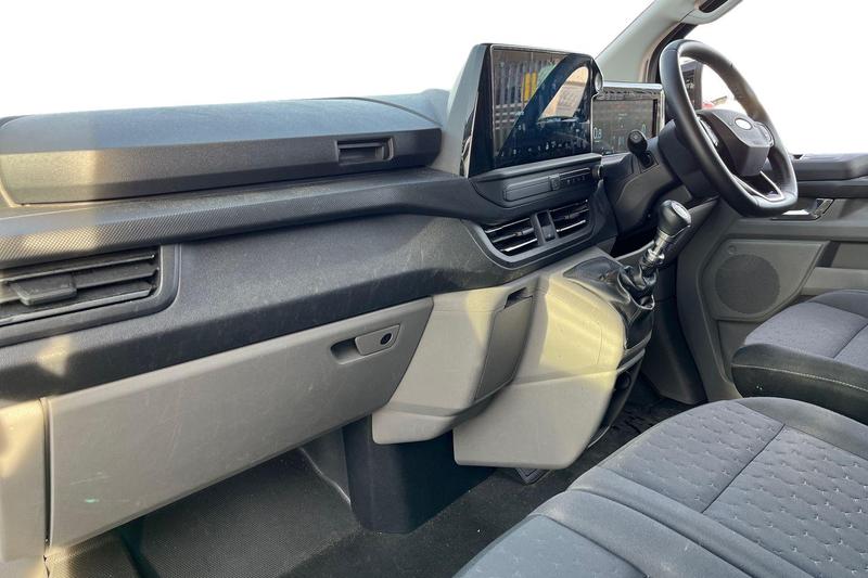 Used Ford Transit Custom 2025 for sale - 76434015: Photo 4