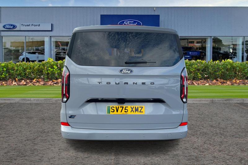 Used Ford E-Tourneo Custom 2025 for sale - 76819269: Photo 13