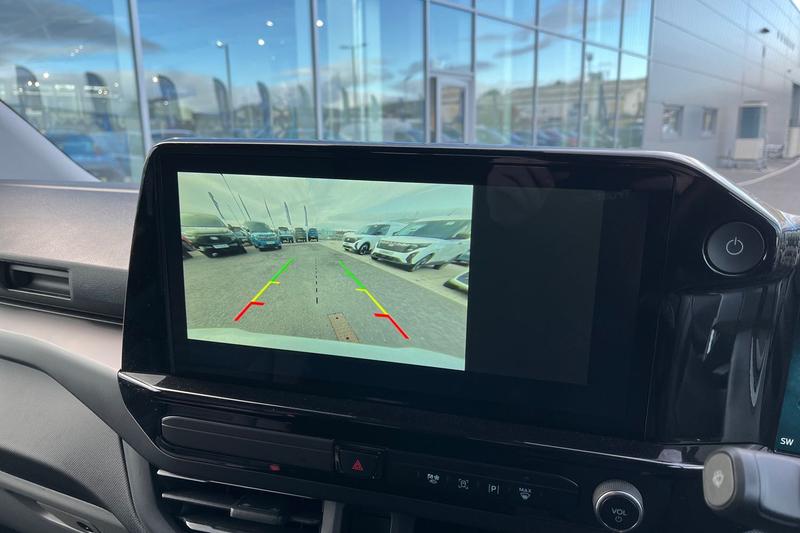 Used Ford E-Tourneo Custom 2025 for sale - 76819269: Photo 18