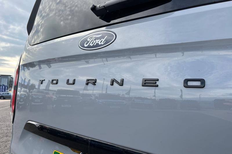 Used Ford E-Tourneo Custom 2025 for sale - 76819269: Photo 20