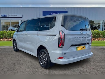 Used Ford E-Tourneo Custom 2025 for sale - 76819269: Photo