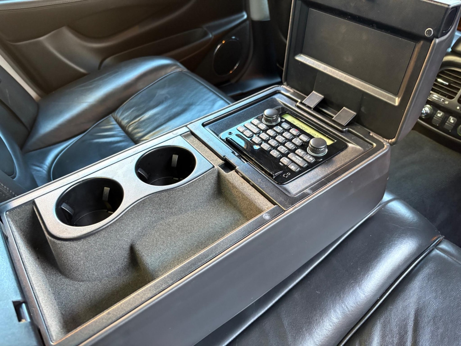 Used Jaguar XJ 2004 for sale - 76992258: Photo 11