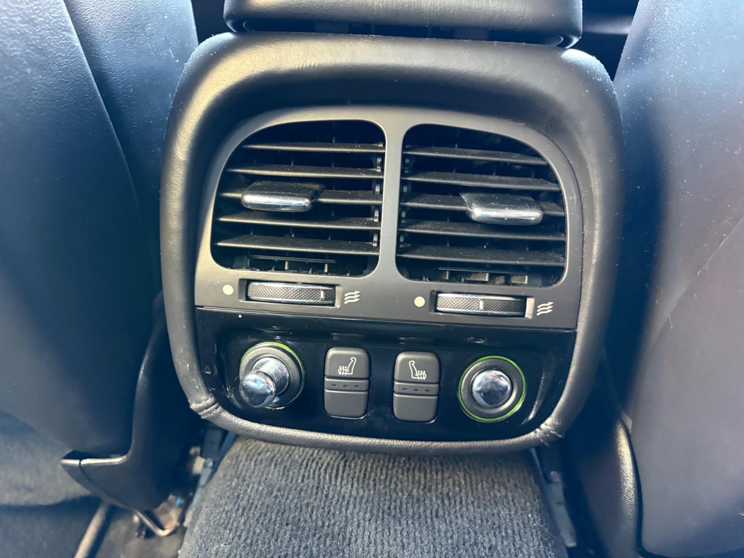 Used Jaguar XJ 2004 for sale - 76992258: Photo 12