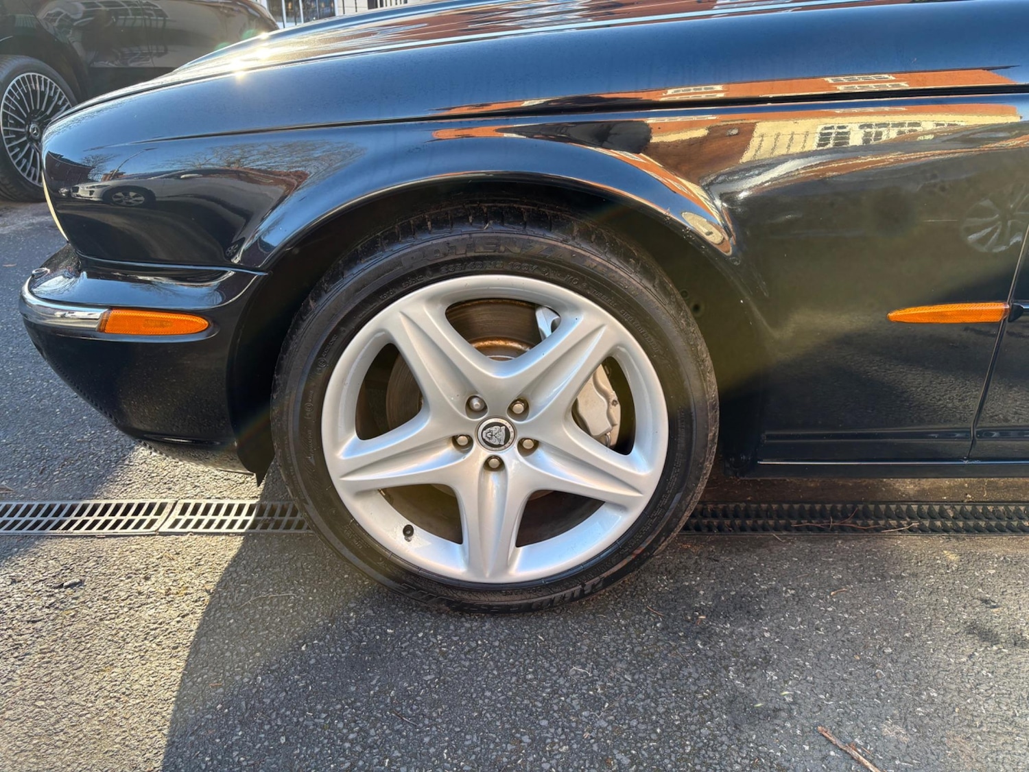 Used Jaguar XJ 2004 for sale - 76992258: Photo 20