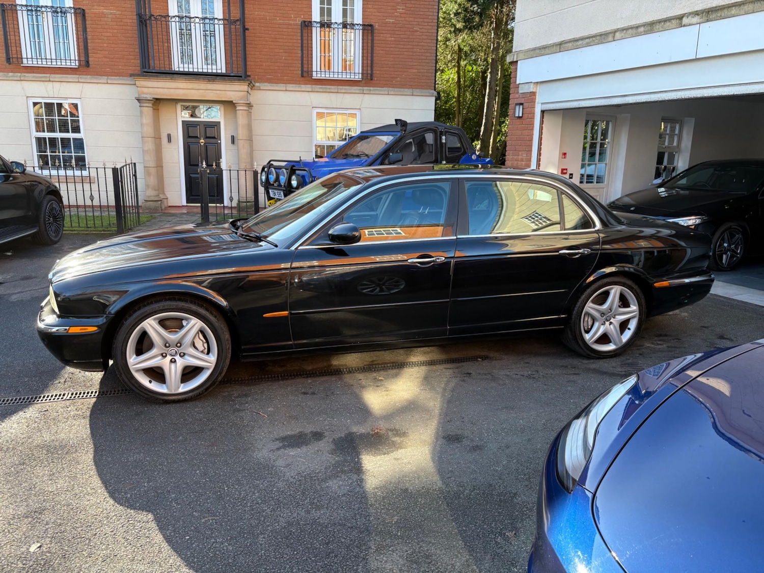 Used Jaguar XJ 2004 for sale - 76992258: Photo 7