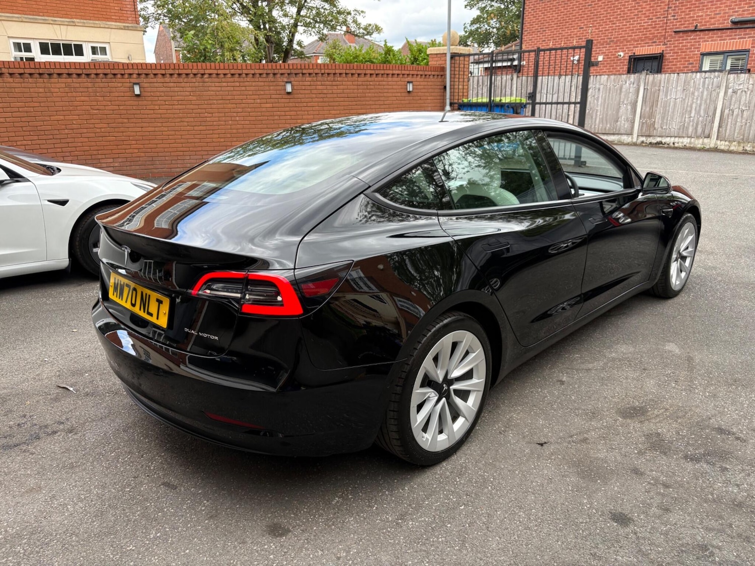 Vehicle 21