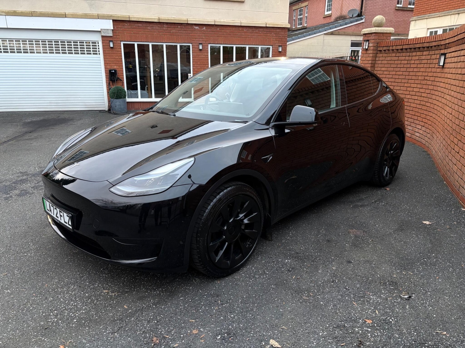 Used Tesla Model Y 2023 for sale - 77315230: Photo 3