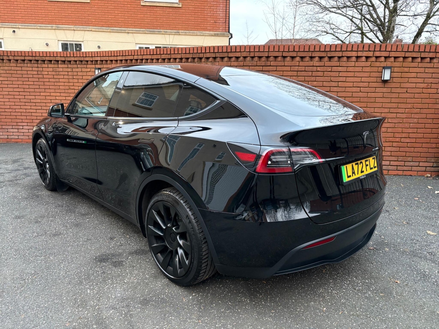 Used Tesla Model Y 2023 for sale - 77315230: Photo 4