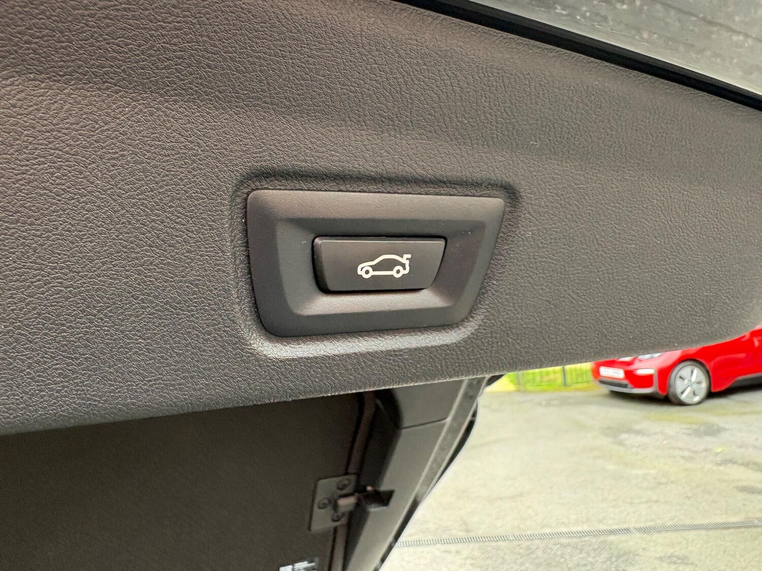 Used BMW i4 2022 for sale - 77684008: Photo 17