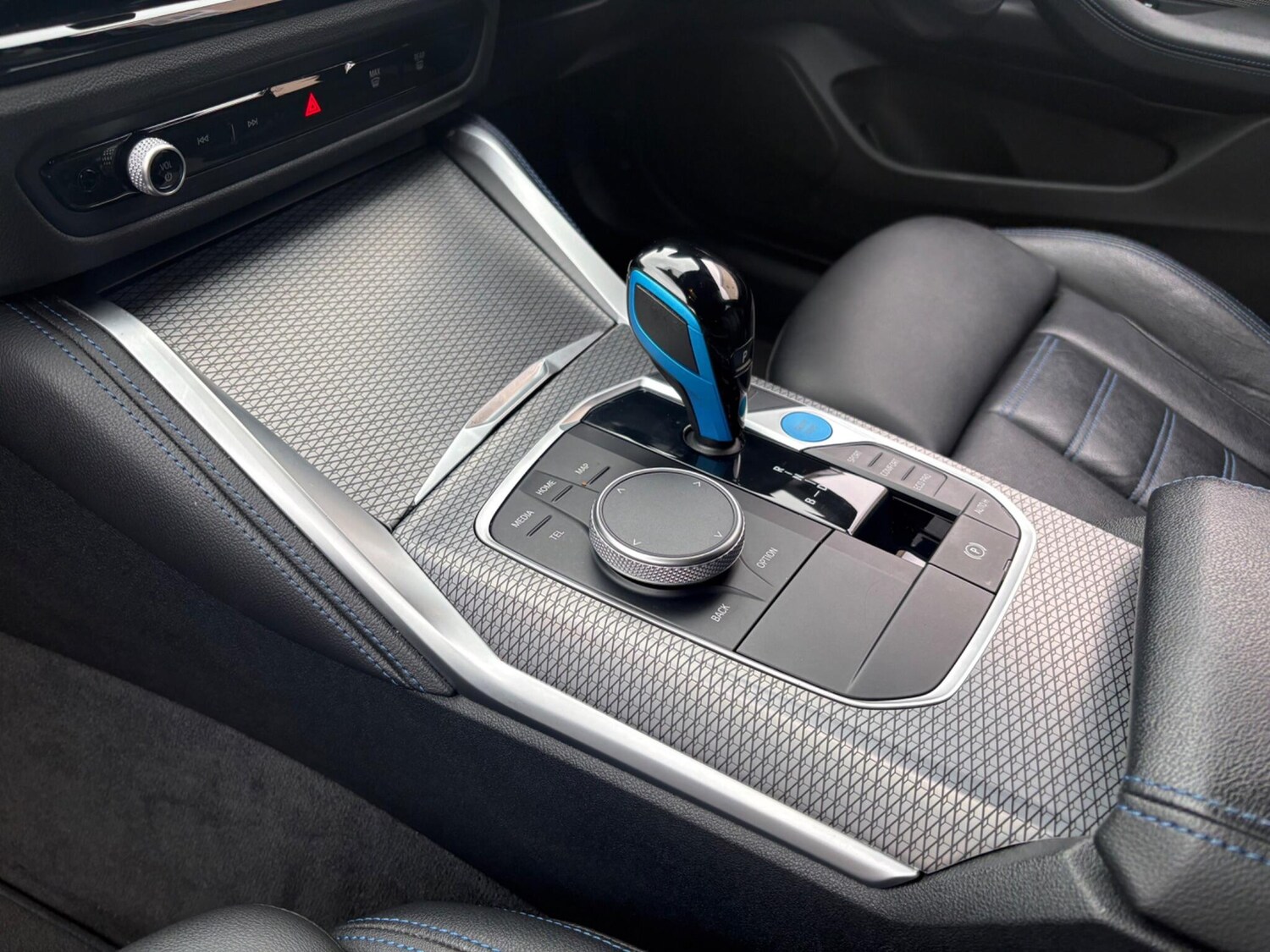 Used BMW i4 2022 for sale - 77684008: Photo 22