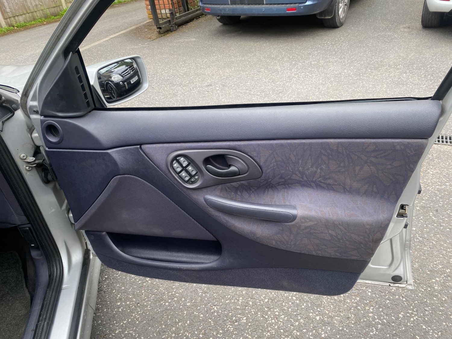 Used Ford Mondeo 1997 for sale - 76989802: Photo 14