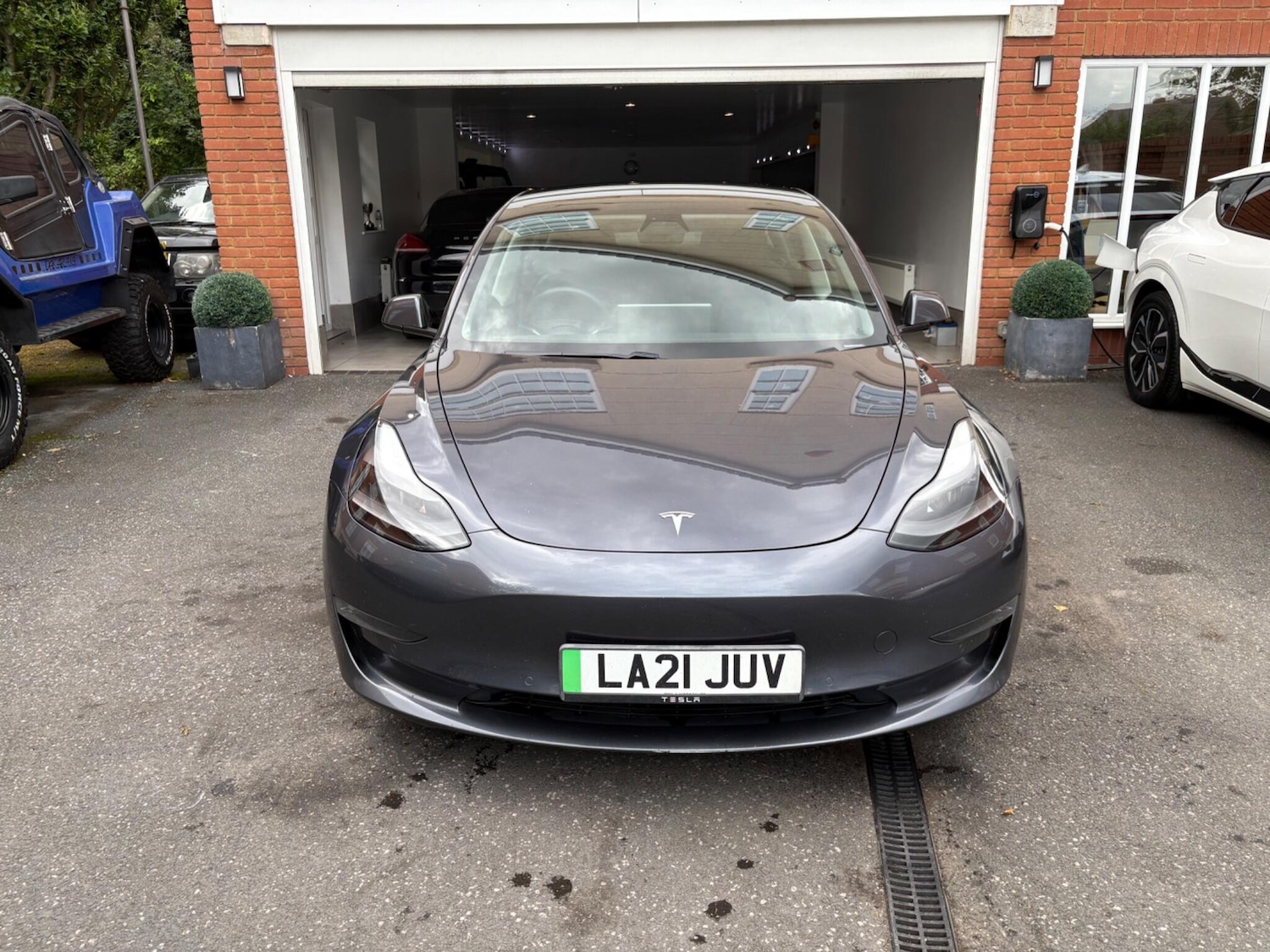 Vehicle 6